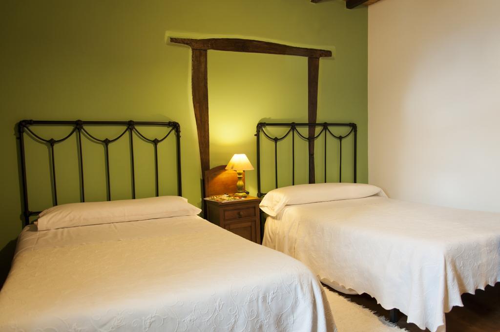 Casa Brandariz Guest House Santa Maria de Arzua Exterior photo