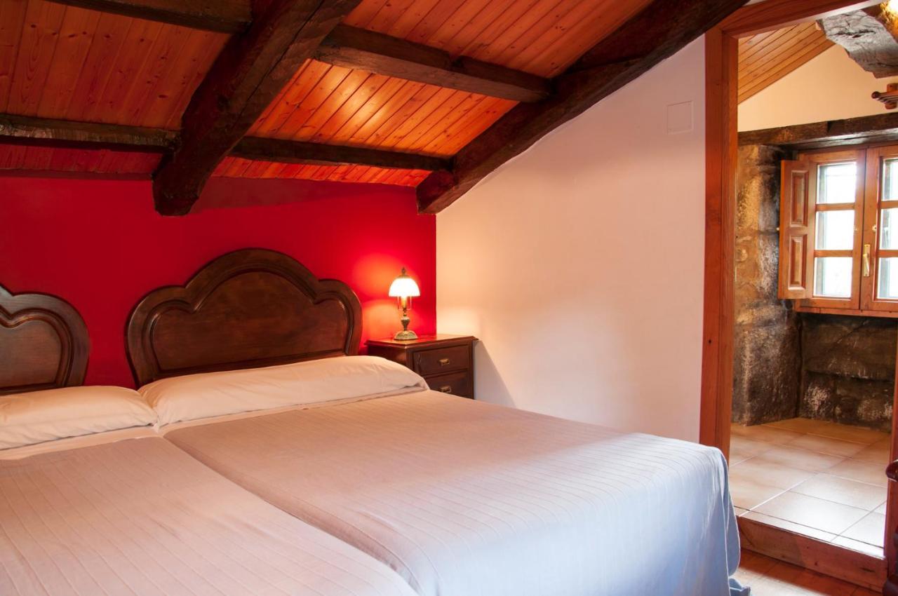 Casa Brandariz Guest House Santa Maria de Arzua Exterior photo